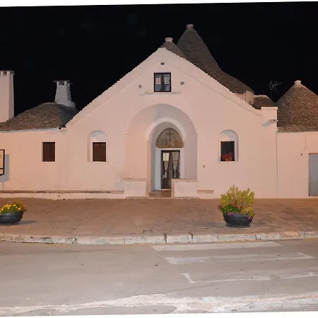 Trulli Casa בית נופש אלברובלו